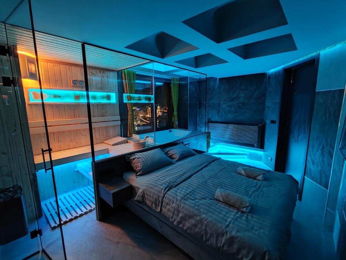 Smart Luxury Penthouse Suites - Private Sauna, Hot-Tub, Home Cinema At The Best Location In Escópia Exterior foto