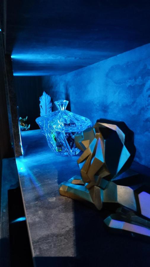 Smart Luxury Penthouse Suites - Private Sauna, Hot-Tub, Home Cinema At The Best Location In Escópia Exterior foto