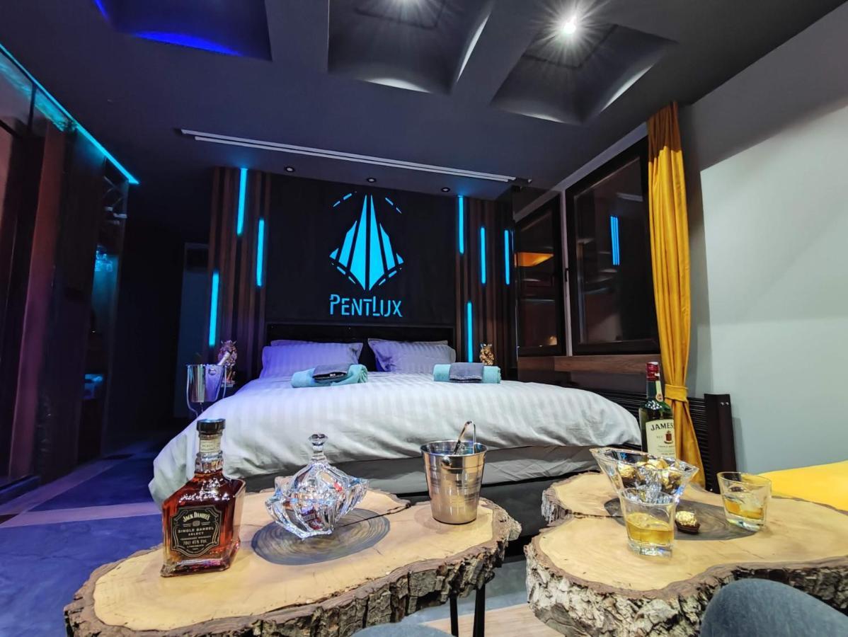 Smart Luxury Penthouse Suites - Private Sauna, Hot-Tub, Home Cinema At The Best Location In Escópia Exterior foto