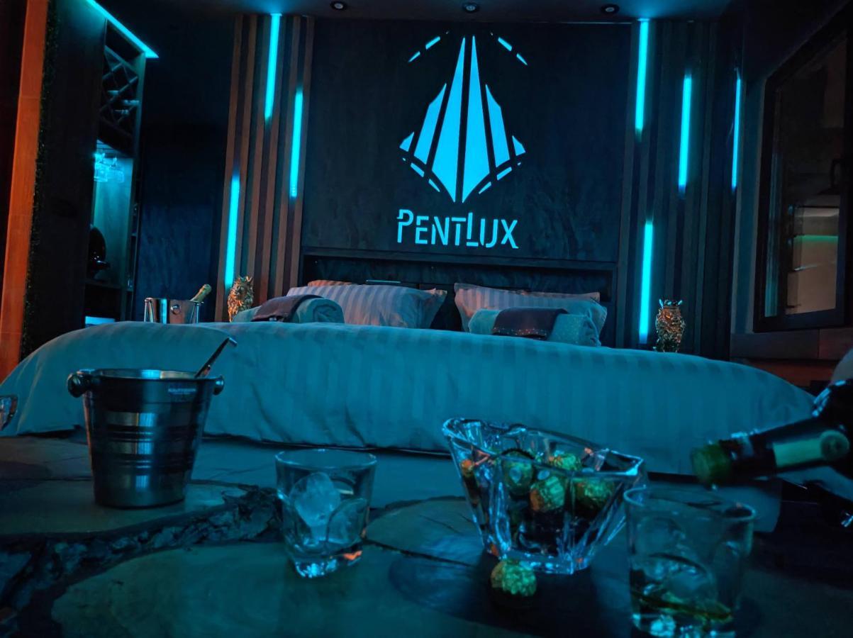 Smart Luxury Penthouse Suites - Private Sauna, Hot-Tub, Home Cinema At The Best Location In Escópia Exterior foto