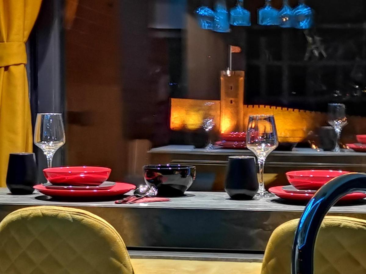Smart Luxury Penthouse Suites - Private Sauna, Hot-Tub, Home Cinema At The Best Location In Escópia Exterior foto