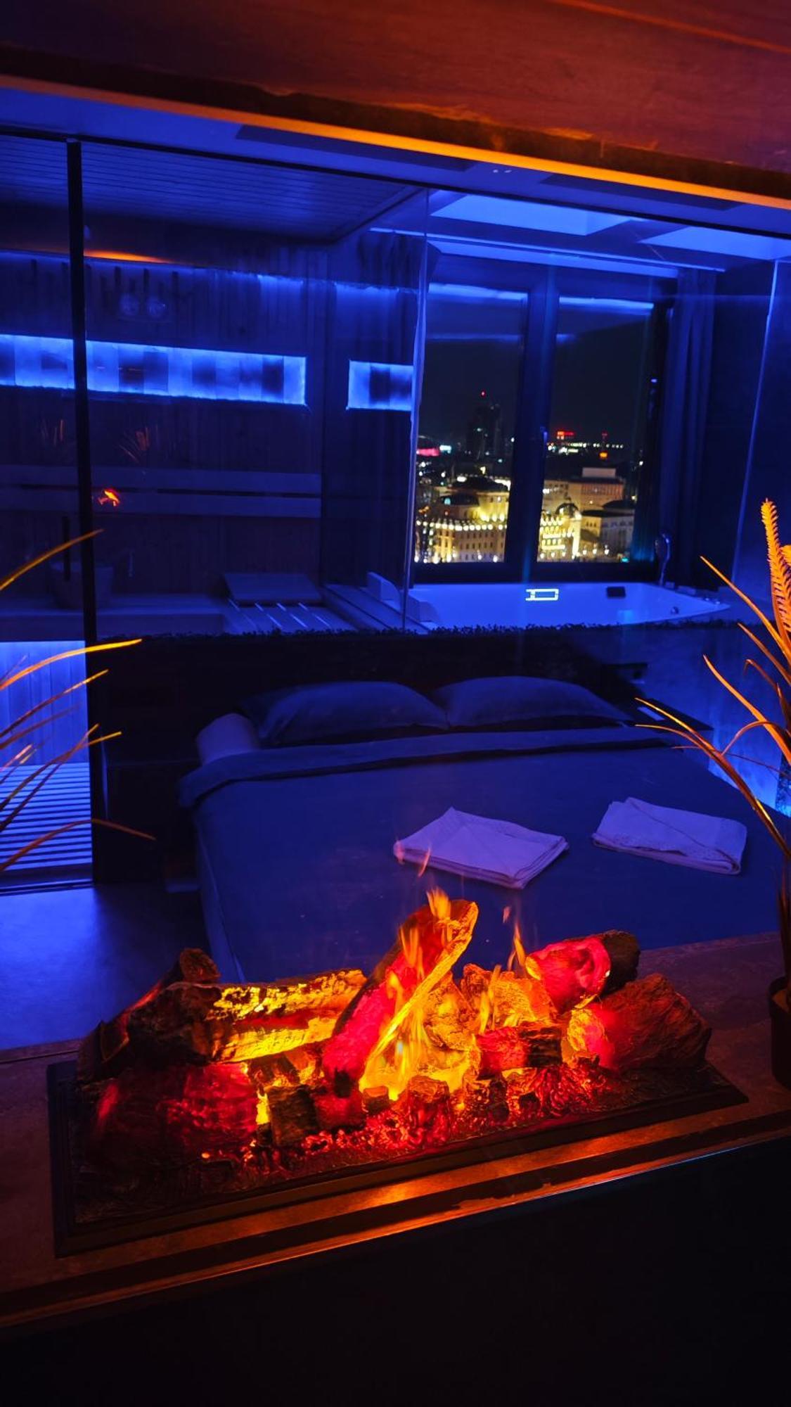 Smart Luxury Penthouse Suites - Private Sauna, Hot-Tub, Home Cinema At The Best Location In Escópia Exterior foto