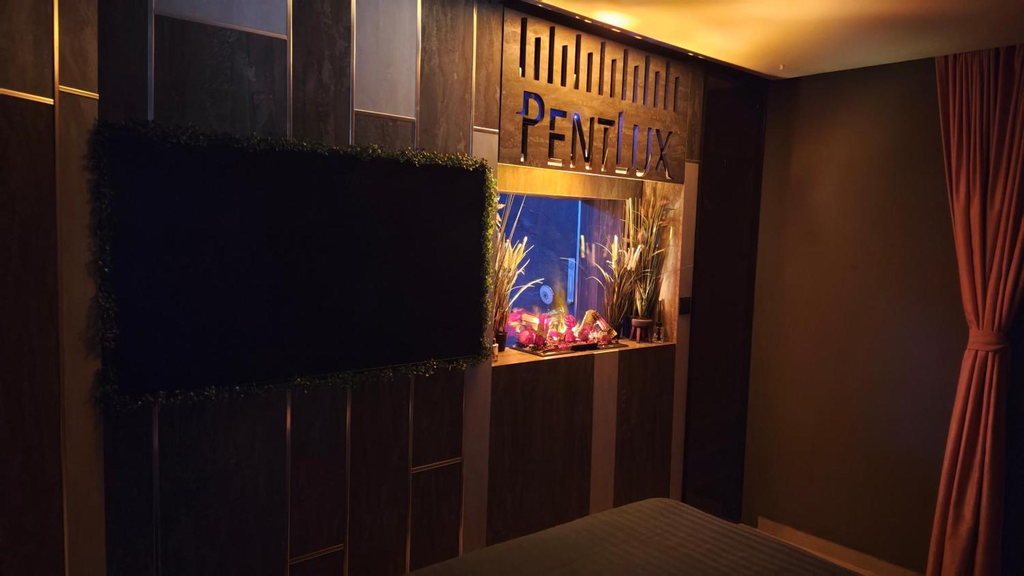 Smart Luxury Penthouse Suites - Private Sauna, Hot-Tub, Home Cinema At The Best Location In Escópia Exterior foto
